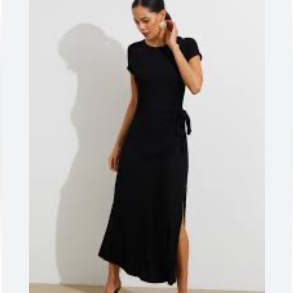 Livi black maxi t-shirt dress